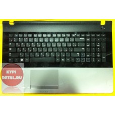 Клавиатура для ноутбука Samsung NP300E7A топкейс Б/У, чёрно-серебряный, с русскими буквами P/N BA75-