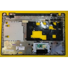 б/у Корпус для ноутбука Lenovo G565 чёрный, тач, нижняя часть AP0EZ0002001 со следами скотча