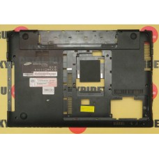 б/у Корпус для ноутбука Samsung RV515 RV513 RV520 поддон, чёрный BA75-02842B